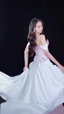 Chúc mừng em @Huỳnh Thanh Thủy đăng quang Miss International 2024, Rất vui được đồng hành cùng em trong hành trình lần này <3 #raindinhquayphim #huynhthanhthuy #missinternational2024 