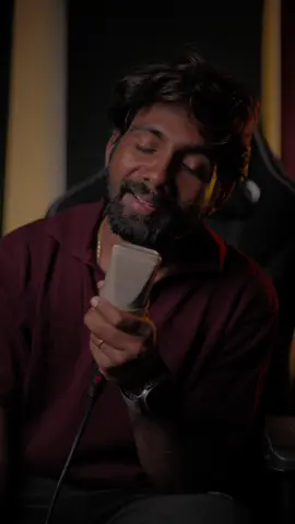 Vennilavu Saaral watch till end Guess the last song in the video Recent addiction to this song from the music Composer GVprakash who inspired me the most Penned by yugabarathi,Kapilan His voice❤️ Rakshita suresh Still can't come out of this movie #Amaran #sivakarthikeyan #gvprakash #arulpragasam_singer #songwriter #coversong #foryoupage #goviral 
