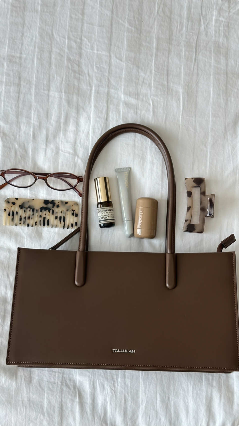 Unboxing bag @Tallulah Bag 🧺☕️ #unboxing #contentcreator #cleangirl #influencer #content #bag 