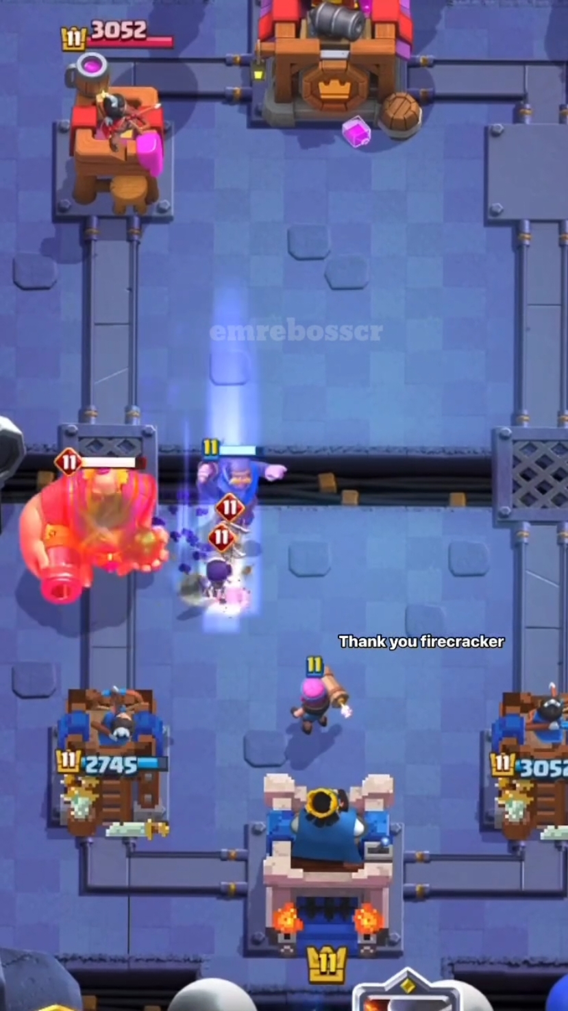 Fisekçi hala bekliyor😔 #clashroyale #clashroyalememes #clashroyaledaily #viral_video #firecracker#sadedits #fyp 