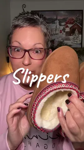 These slippers are so soft on the inside and keep my feet super warm! #slippers #softslippers #softslippersforwomen #cuteslippers #giftsforher #christmasgiftideas #tiktokshopblackfriday #tiktokshopholidayhaul #tiktokshopcybermonday 