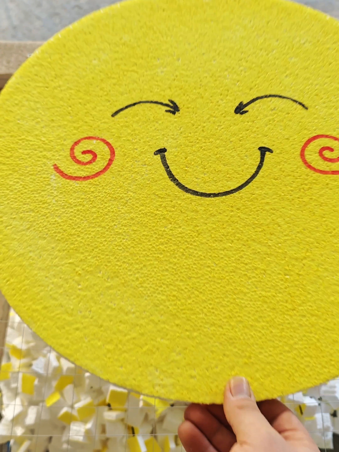styrofoam ASMR #oddlysatisfying #satisfying #asmr #asmrsounds 