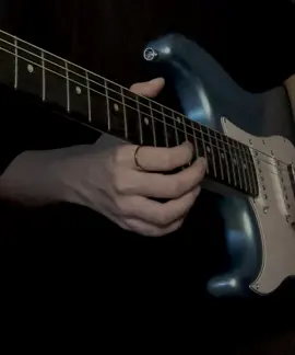 can’t take my eyes off you #electricguitar #donnerdst100 