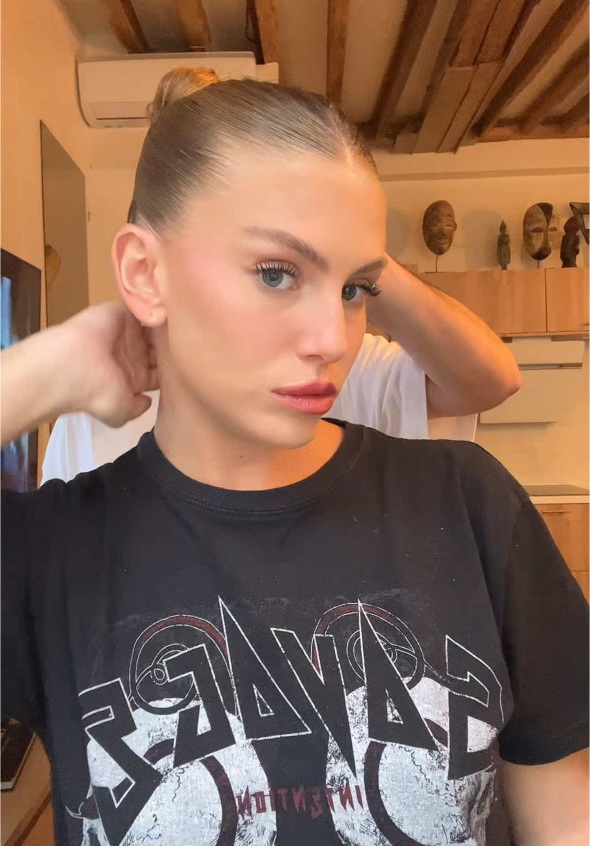 GRWM ליום הראשון שלנו בפריזזזזז ✨✨  #איפור #גולגול #foryou #foruyou #פריז #paris 