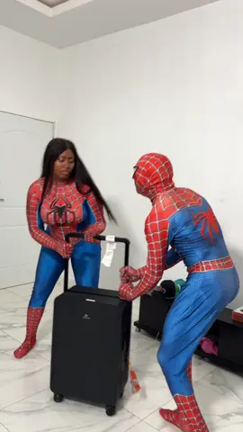 😳😳😳😳 #spiderman #marvel #barbie_hillz #spidergirl 
