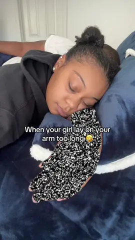 Its all good til you get that “TV static” on that arm 🤣 #fyp #foryou #xyzbca 