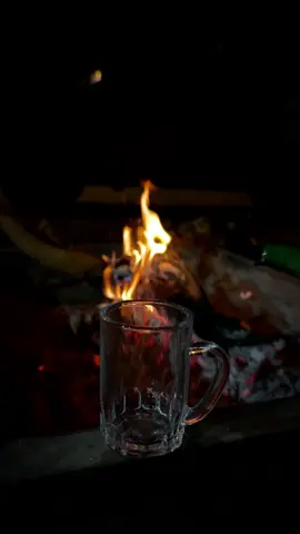 انا مع الأولين  .. اقلط على فالي  ‏اقلط ووجهي قوي مانيب متذري #تصويري📷#كسبلوررررررررر#تثليث