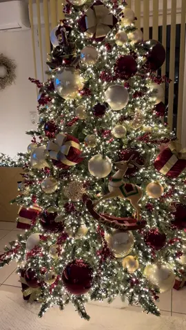 Chritsmas tree #christmas #2024 #2024 #noel #christmasdecor #christmastree 
