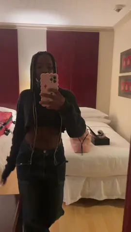 They don’t love you like I love you 