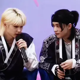 I started crying from the first second of this song~ It's so beautiful and touching.｡⁠˙*⁠๑⁠♡๑⁠*⁠˙⁠｡. #hyunlix #hyunjin #felix #skz #hyunlixmoment #foryou 