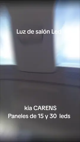 Luz de salón led. Paneles de 15 leds para portalentes. Paneles de 30 leds para salón y panel de 18 leds para maletera. #kiacarensperu #luzsalon #kiaperu #kiapicantoperu #kiasorentoperu #kiasportageperu  #kiarioperu  #kiaceratoperu 