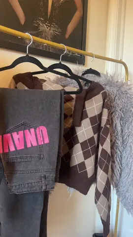 obsessed w @prettylittlethingUSA fall items🍂🤎 #classofplt #prettylittlething #plt #plthaul #haul #fashion @prettylittlething 