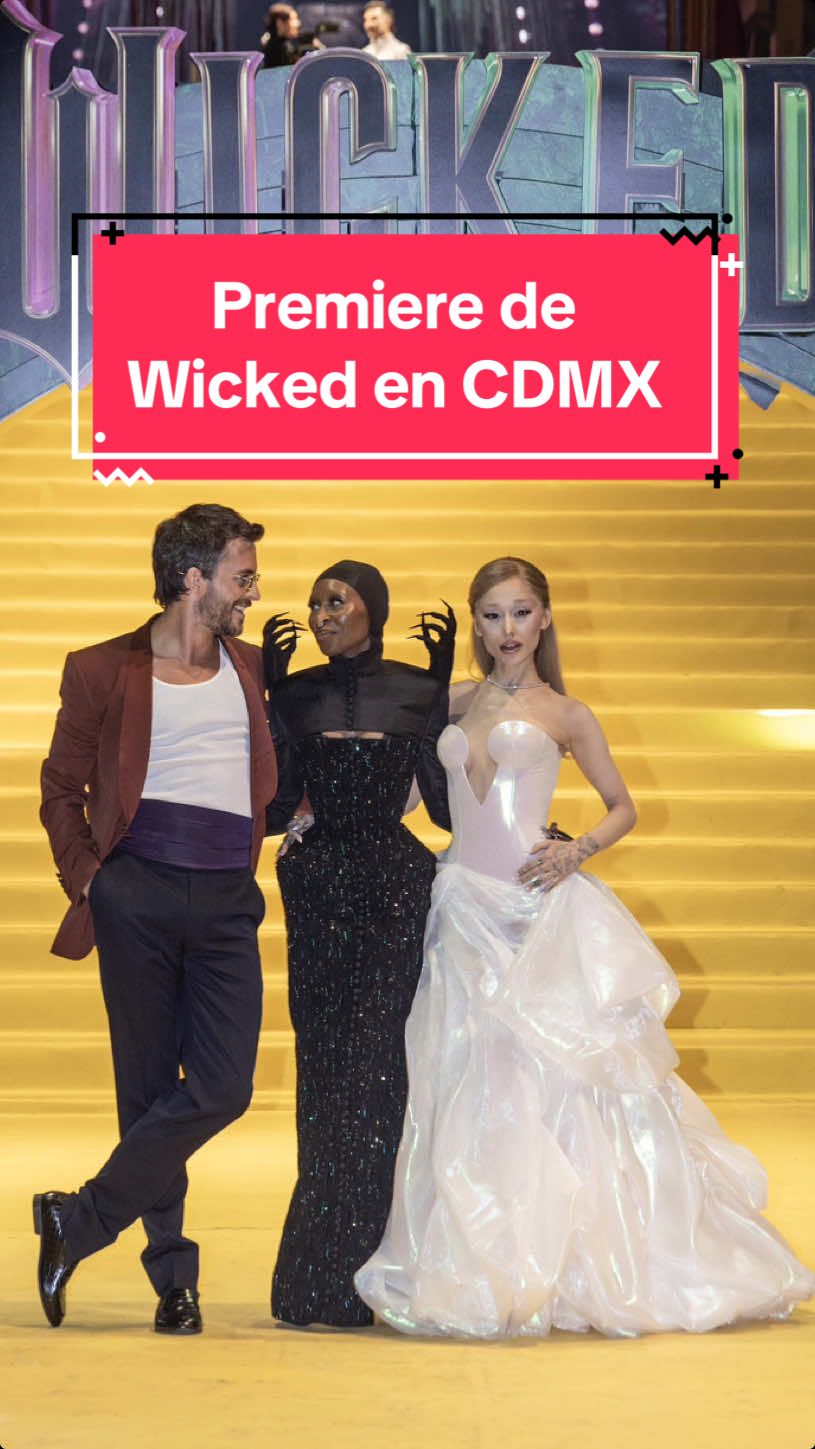 Ayer fue la premiere de Wicked en CDMX, un musical en película  protagonizada por @Cynthia Erivo y @arianagrande 💚🩷 Durante el evento, lo que más llamó la atención fueron los looks llenos de elegancia, estilo y personalidad. Te platicamos sobre cada outfit.  #wicked #premiere #wickedmexico #estreno #looks #alfombraamarilla #cecidelacueva #danna #cynthiaerivo #arianagrande #jonathanbailey #musical 