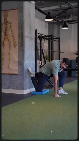 📲 Comment “longevity” to access this exact routine and dozens more in our 12 week ultimate hip mobility program via our strength and mobility app!  ⬇️Sets and Reps Below ⬇️ Preform at least 4x a week for any noticeable change in flexibility/mobility.  All movements 1-3x sets  🔵world’d greatest stretch: 16 rotations per leg  🔵hip hurdles: 20 per side  🔵couch stretch w/ hs floss: 15 per side  🔵adductor rock backs: 20 per side #hipmobility  #fullbodymobiltiy #mobilityroutine #mobilitytraining #flexibilityroutine #flexibilityroutine #backmobility #hippain #backpain  #rehab #prehab #kneerehab #fyp 