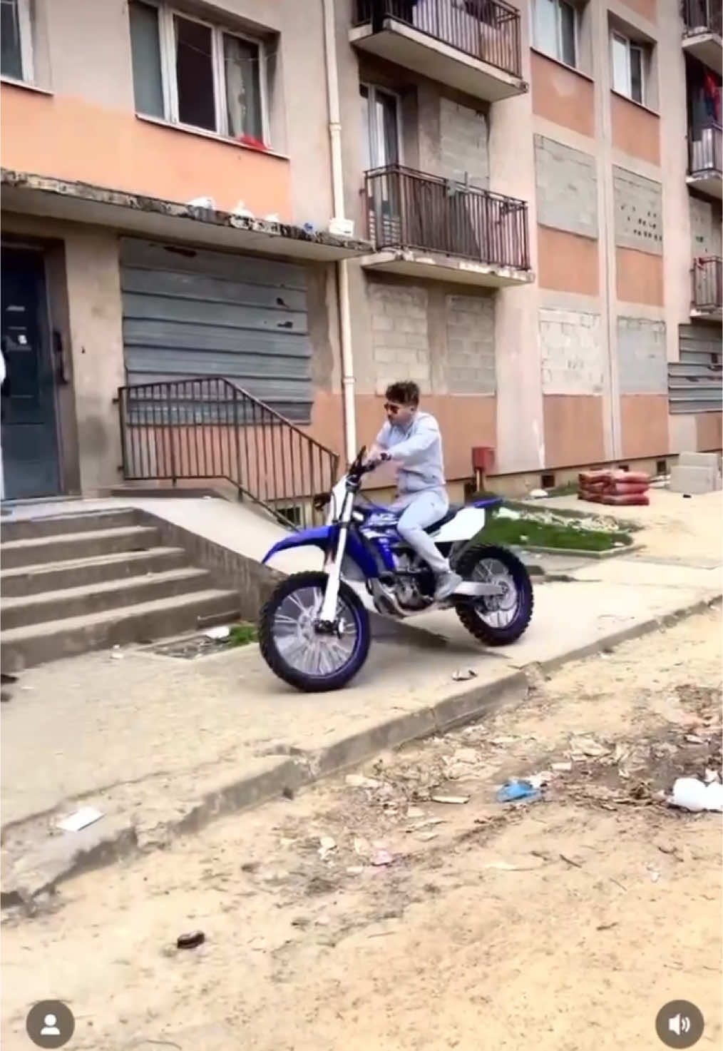 #metflixvf #pourtoi #fyp #philosophie #lastreet #medeline #pablo #cross #moto #yamaha 