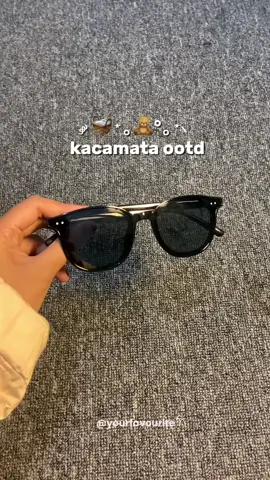 kacamata hitam gocengan🤏🏻  #kacamata #kacamatahitam #rekomendasi #kacamatamurah #trendingvideo #barangmurah #fypage 