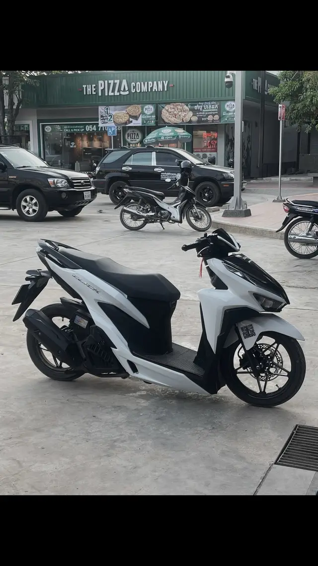 Poor click💔#click125i #fypシ 