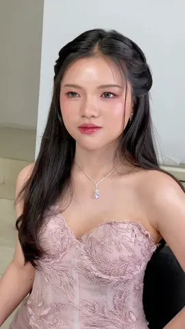 📍Jakarta - Bandung #koreanmakeup #muabandung #muajakarta #graduationmakeup #makeuptransformation #nuyikoreanmakeup #makeupartistjakarta #makeupwisuda #muawedding 