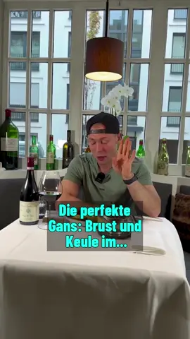 Tolle Gänsebrust im restaurant_schorn und das ganze im Rotiisserie verfahren zubereitet 🤌 🪿  #düsseldorf #gans #weihnachten #martin #stmartin #lecker 