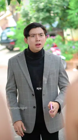 Cowok suka K-Pop? Aib banget! #SerialTikTok #TikTokTainment #TikTokSeries #TikTokSeriesFuture #drama #argarhespati #suneedaycreative #dramatiktok #viraltiktok #pacar #cinta #kpop #idol #dance 
