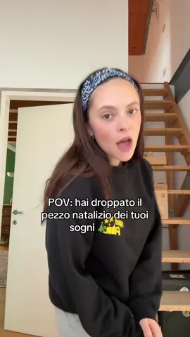 I wanna throw a #Christmas #Party 🎄🎈✨🤶 #xmas #xmassong #perte #neiperte #neiperteee #music #newmusic #natale #viral #viralsound 