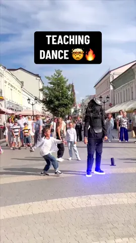 Little Boy TEACH SHUFFLE 😱🔥 NEW DANCING TREND 🤯