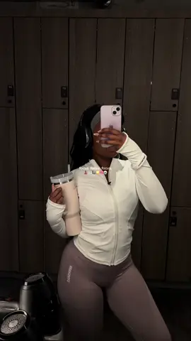 like sza said...🧏🏾‍♀️ #DayInMyLife#studytok#univlog#unidayinmylife#unidayfrankfurt#blackgirltiktok#frankfurtammain #psychologystudent#dailyvlog#dailyvlog#dayinmylifevlog#PositiveVibes#studywithme#studysession#romanticizestudying#CapCut 