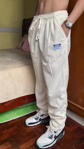 189 pesos only! solid neto ganda pang porma o pang gala. #fyp #zeke #pants #corduroypants #corduroypantsformen #plainpants #pantsrecommendation 