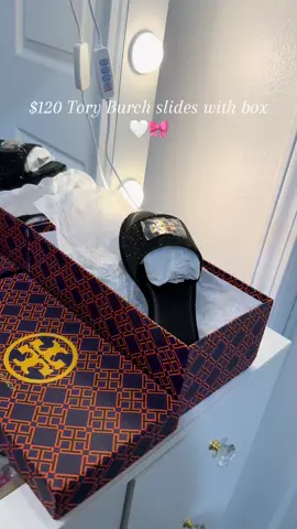 $120 Tory Burch slides with box🤍🎀