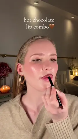 hot chocolate lip combo for autumn/fall☕️🍫🤎 @bobbibrownuk @Bobbi Brown lip liner “chocolate” @studiolondonbysuperdrug power pout “add impact” #falllipcombo #autumnlipcombo #hotchocolatelips 