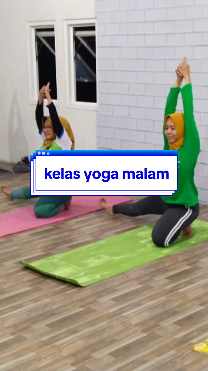 ♻️ Kelas Yoga malam♻️ sanggar senam khusus wanita di  JF² Mojosari  .  Jadwal kelas: Obic N' BL Senin sore pk. 16.00 Wib .  Yoga Sabtu pagi  pk. 08.00 Wib dan Rabu malam pk. 18.30 wib (dengan pendaftaran) ...  .  Let's go, ladies‼️stay strong #yoga #yogabalance #obic #bl  #asanapracticedaily #dailyyoga   #yogaflexibility #yogapractise #coachfebri #herbalifemojosari #herbalifemojokerto #herbalifengoro #herbalifebangsal #Yogamojosari #yogabangsal #olahrogo  #olahrasa #olahnafas #olahragasehat #olahragadirumah #olahragamalam #olahragasore #salamolahraga #olahragayuk #ayoolahraga #latihanfisik #carikeringat #olahragadirumahsaja #sukaolahraga  #yukolahraga 