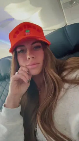 Couldn’t not do this trend 😂😂 @secretlivesonhulu 