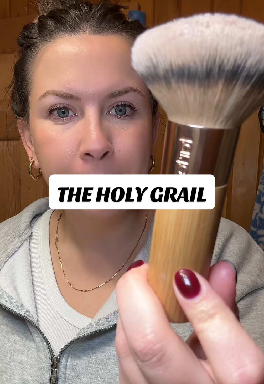 The holy grail, one stop shop of makeup brushes. The tarte buffer brush is all you need for a full face of makeup.  • • #tarte #tartecosmetics #bufferbrush #tartebufferbrush  #TikTokShopBlackFriday #TikTokShopCyberMonday #TikTokShopNewArrivals #FallDealsForYou #TikTokShopHolidayHaul #FallDealsForYou #blackfridaydeals #blackfriday2024 #giftideas #christmas #tiktokshop #viralvideo #viraltiktok  #tiktokshopfinds  #fy #fypシ #sahm #sahmlife #stockingstuffer #gift  #OOTD #spotlightfinds #blackfridayearlydeals #freshforwinter