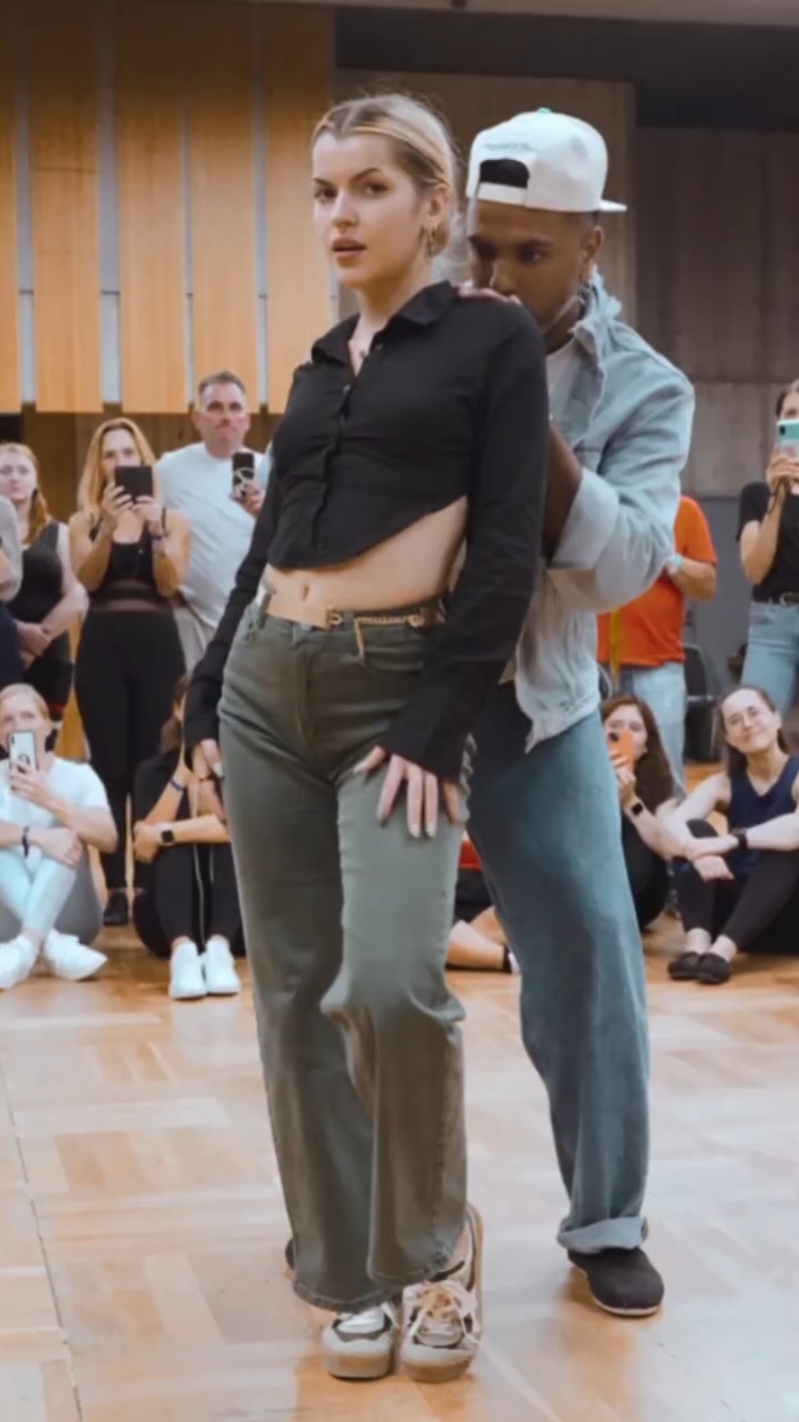 Tarraxo demo - voronova san Jay #dancer #dancechallenge #freestyle #tarraxo #kizombaeurope #kizomba 