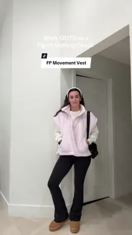 Vest @FP Movement 🎀  #workootd #figureskater #figureskatingoutfits #pinkaesthetic #athleisure #sherpavest 