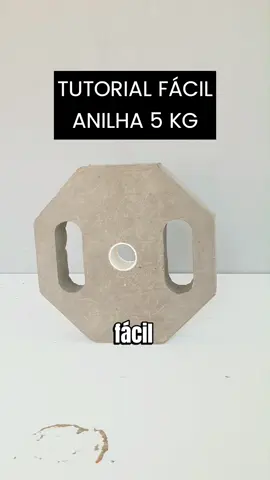 Essa ficou outro nível 🤌💪 . . Tutorial completo de anilha caseira de cimento com 5kg 💪 . . #academiaemcasa #academiacaseira #treinosemcasa #housegym #exerciciosemcasa #treinoemcasa #pesoscaseiros #comotreinaremcasa 