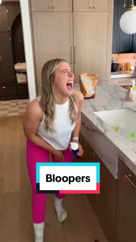 Never let them know your next laugh #bloopers #blooper #utahmom #karen #crunchymom #influencers 