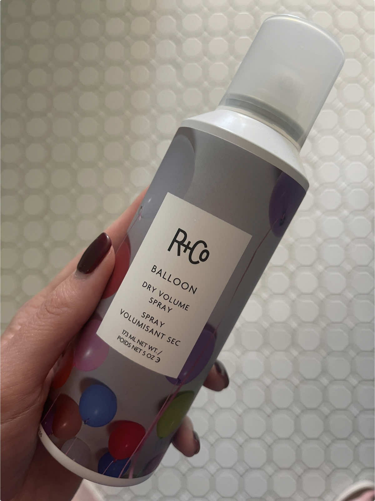 If you have fine hair like I do, this product will be a good addition to your hair transformation!  #hairspray #hairproductrecommendations #thinhairhacks #dryvolumespray #tiktokshop #tiktokshoprecommendations 