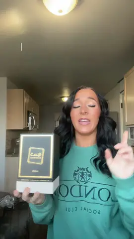 this smells soooo good! #perfume #perfumetok #smellgoodallday #smellgoodfeelgood #arabic #lattafa #scent #arabicperfumes #tiktokmademebuyit 