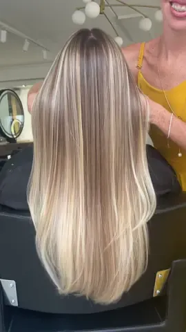 Butter Blonde ✨  Apoio: @gustavomigli @ThaiAvelar1914 @juliaorbetelli @gabi @mike  Em: @millorconcept @milloracademy  #CabeleireiroCampinas #MechasCampinas #CabeloIluminadoCampinas #CabeloSaudávelCampinas #CastanhoIluminadoCampinas #LoiroDosSonhos #CabeloLoiroCampinas #SalãoCampinas #BelezaCampinas #CabelosDeSalão #TransformaçãoCapilar #MechasPerfeitas #IluminadoNatural #CabeleireiroDeConfiança #CuidadoComOCabelo #SaúdeCapilarPrimeiro #LoirosSaudáveis #SalãoDeBelezaCampinas #TécnicaDeMechas #TratamentoCapilar #ProfissionalDeBelezaCampinas #BelezaNatural #LoiroPlatinadoCampinas #MorenaIluminadaCampinas #BelezaComSaúde #TendênciasCapilares2024 #CabeloDosSonhosCampinas #MechasComSaúde #CabeloLindoEsaudável #CabeloIluminadoPerfeito