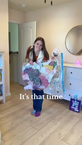 Are you a half full or half empty kinda person? #storagehack #storagebags #storagebag #vacuumstoragebag #clothinghacks #MomsofTikTok #organizewithme #closetorganization 