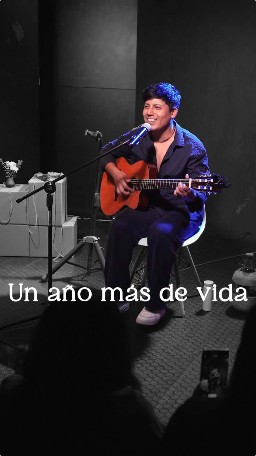 UN AÑO MAS DE VIDA - Braulio #braulioperu #braulioperuano #cantautor #cantautorperuano #compositor #alairelibre #brauliobarranco #teatroesencia #limaperu #peruanosenelextranjero #peruanosenelmundo #unañomasdevida #unañomasdevidabraulio 
