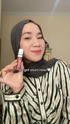 say good bye to bibir kering 🙌   bikin bibir plumpy dan glossy pastinya melindungi dari paparan sinar matahari 😍✨ #SPFspecialist #Amaterasun #RealSPF #SPFLipGloss   