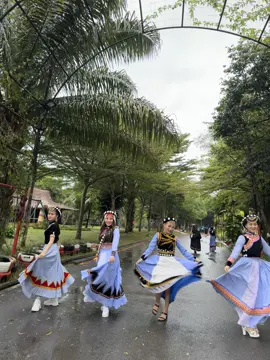 #lisutraditionaldance💃😍#malaysai🇲🇾♥️🇲🇲❤🙃🖤 #foryou😍😍 