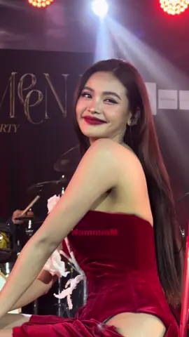 ไม่อยากให้เธอหลงรักใคร นอกจากฉัน #อิงฟ้าวราหะ #อิงฟ้ามหาชน #engfawaraha 