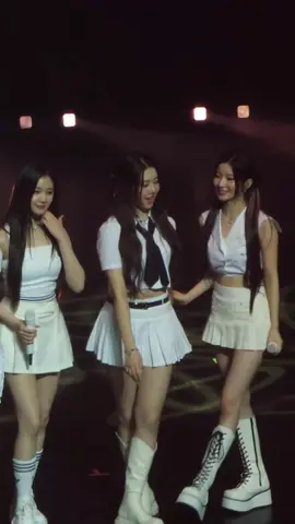 Rorasa kiss#asa #rora #rorasa #babymonster 