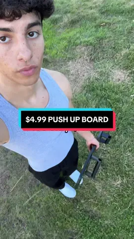 This would be a perfect holiday gift too any guy #TikTokShopCyberMonday #TikTokShopBlackFriday #TikTokShopHolidayHaul #pushupboard 