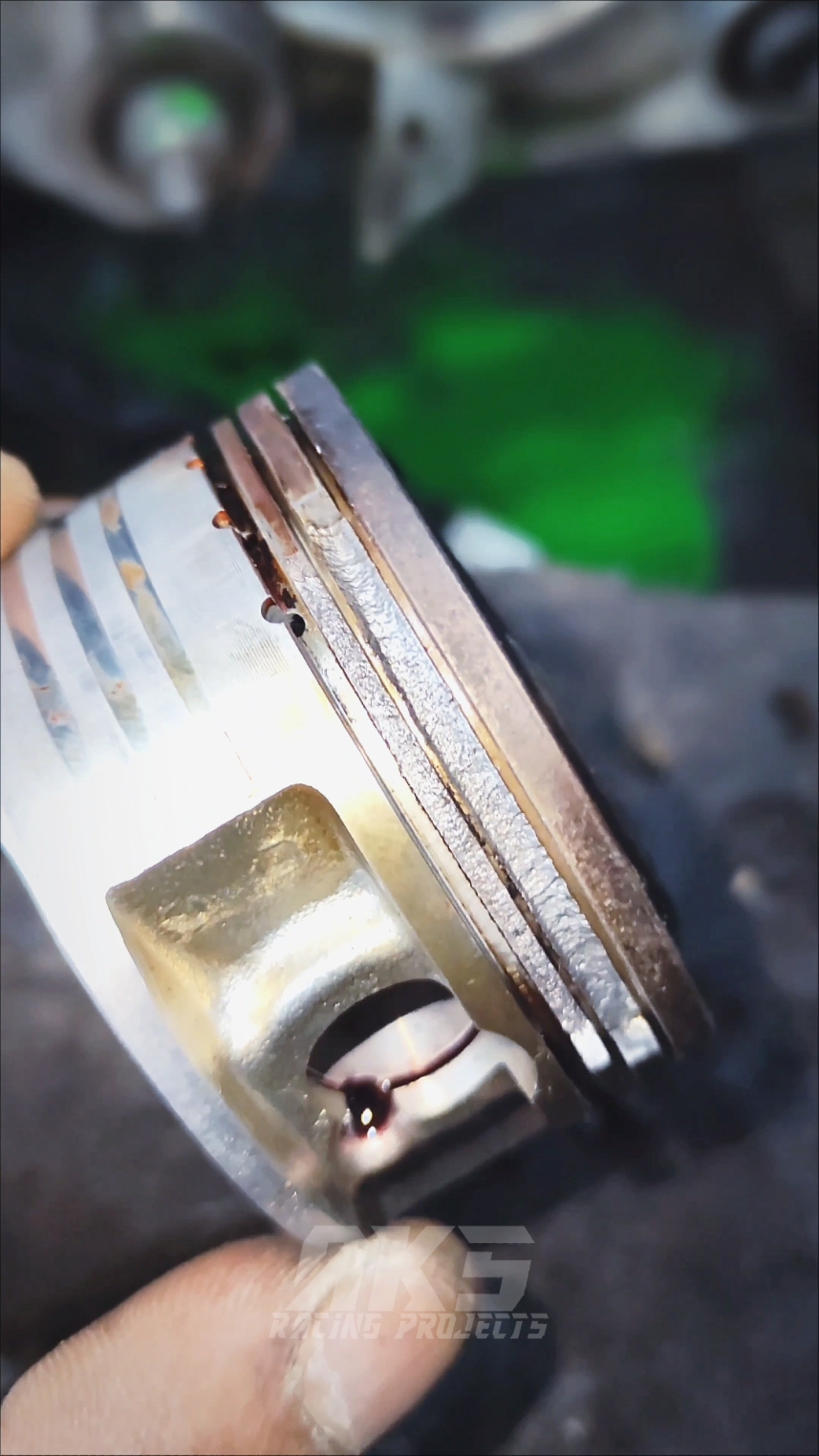 Apa Ini Penyebab nya Kira2 boss , FIM Selalau saja Begini 🥲🥴🙏🏻 #piston #pistonpecah #seher #seker #fim #fimindonesia #fimpistonofficial #pistonracing #fimpiston #fimpistonkit