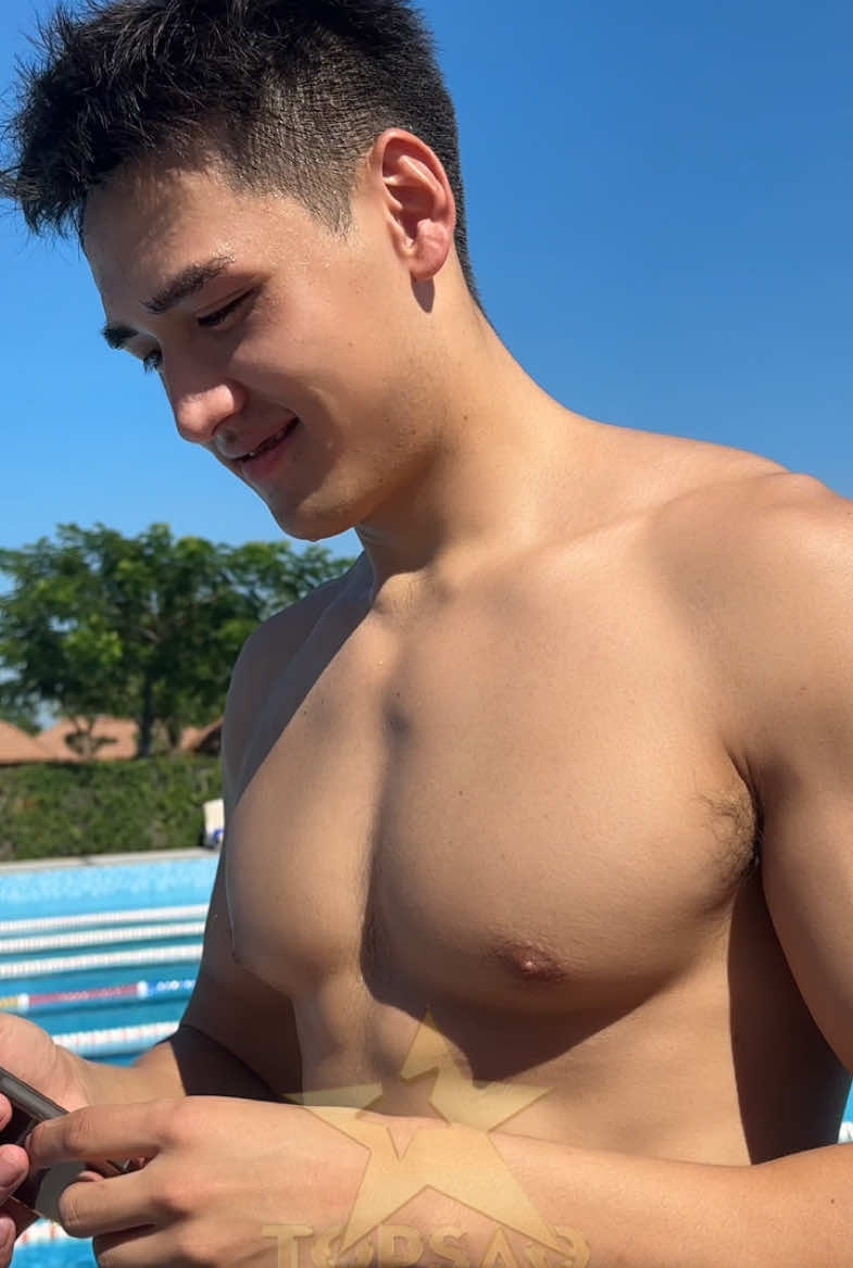 Chời ơi mê ảnh #weizihong #mrworld #mrchina #mrworldvietnam #boy #mister 