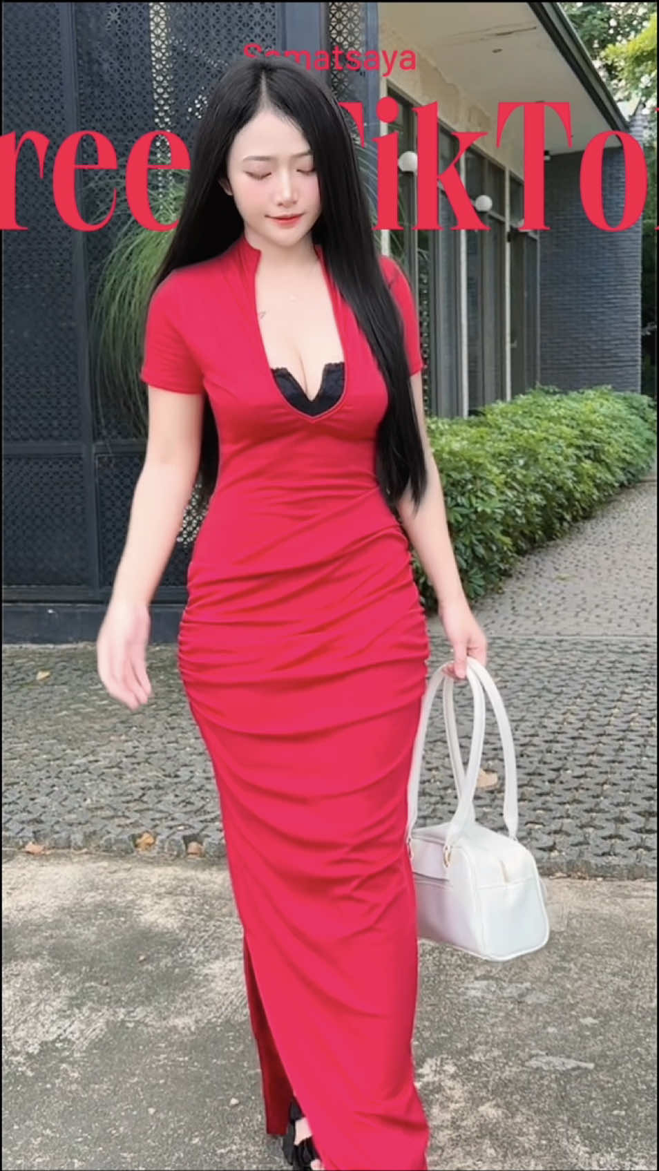 พิกัดเดรส ปังมาก🎄🤶#ฟีดดดシ #tiktoklooks #ของดีบอกต่อ #ของดีราคาถูกมีจริงๆขึ้นฟีดเถอะ #เจ้าจอยติดรีวิว🐳 #tiktokshop #ไอเดียแต่งตัว #เดรสสวยๆ #เดรส #เดรสยาว #เดรสน่ารักๆ #เสื้อผ้า #เสื้อผ้าแฟชั่น 